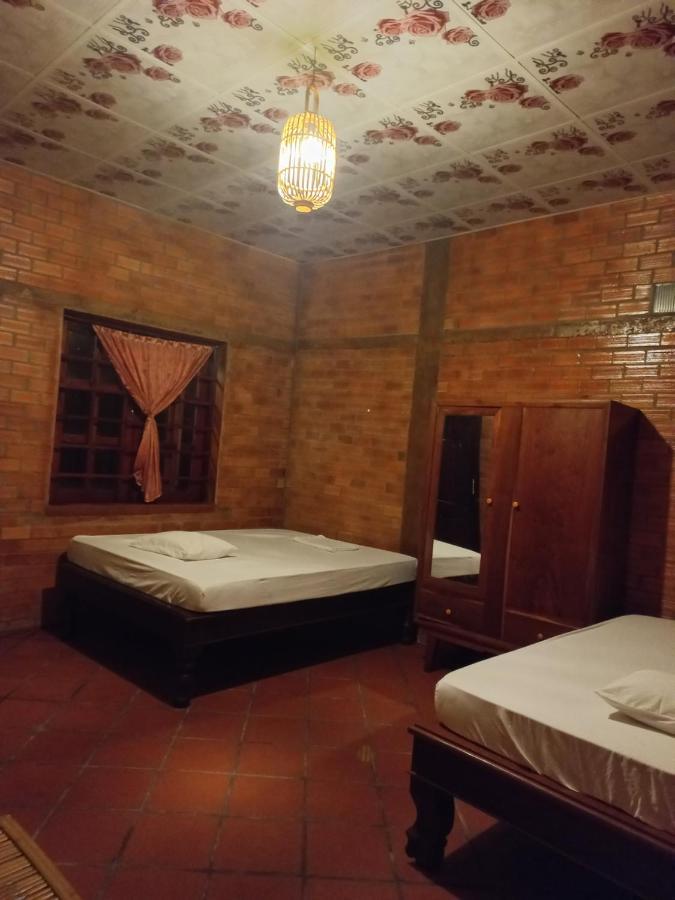 Ngoc Phuong Homestay Vĩnh Long エクステリア 写真