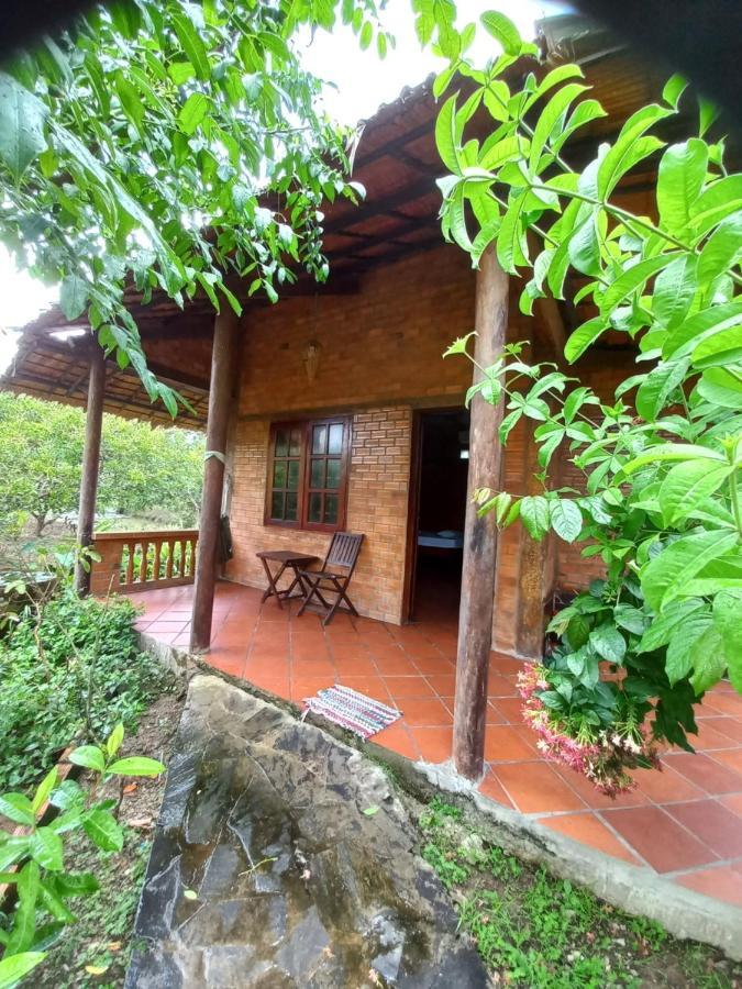 Ngoc Phuong Homestay Vĩnh Long エクステリア 写真