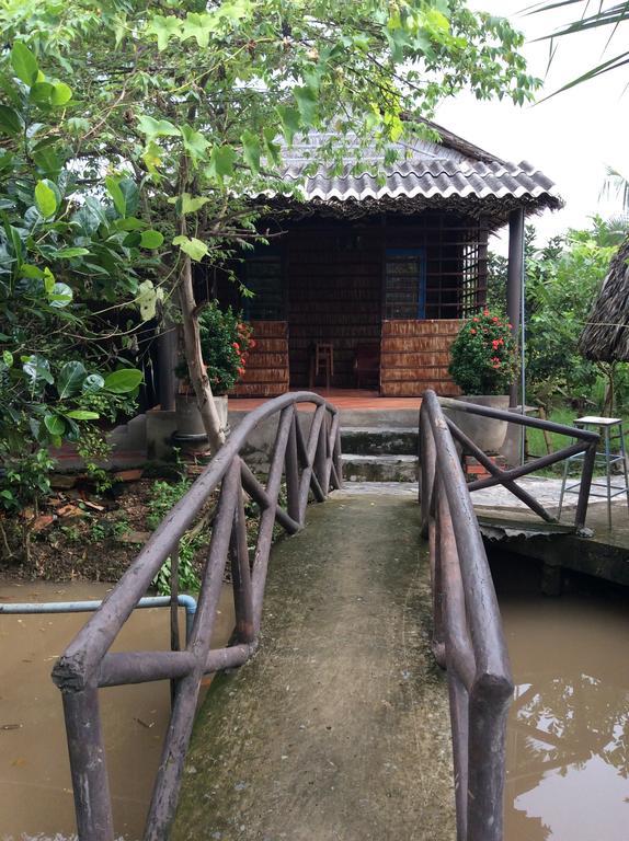 Ngoc Phuong Homestay Vĩnh Long エクステリア 写真
