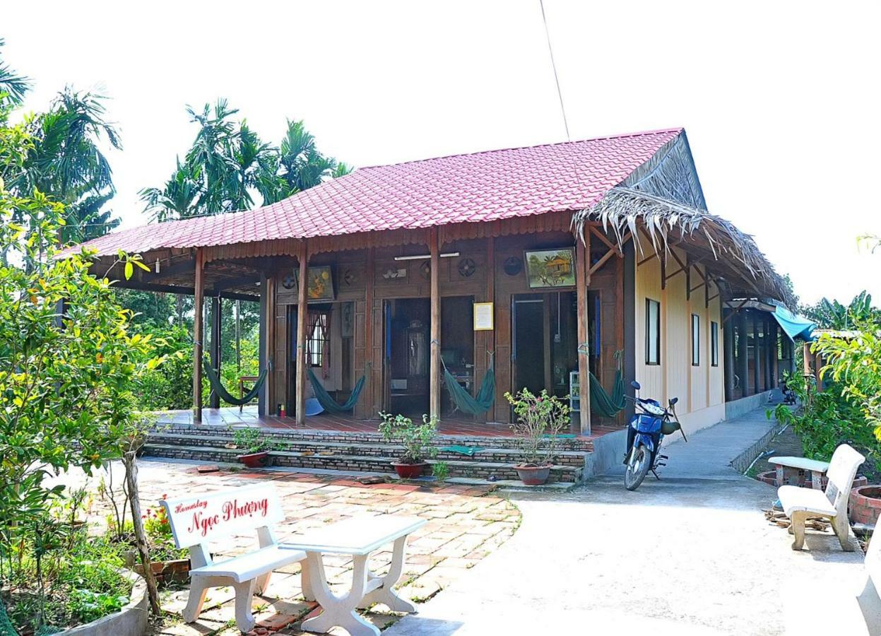 Ngoc Phuong Homestay Vĩnh Long エクステリア 写真